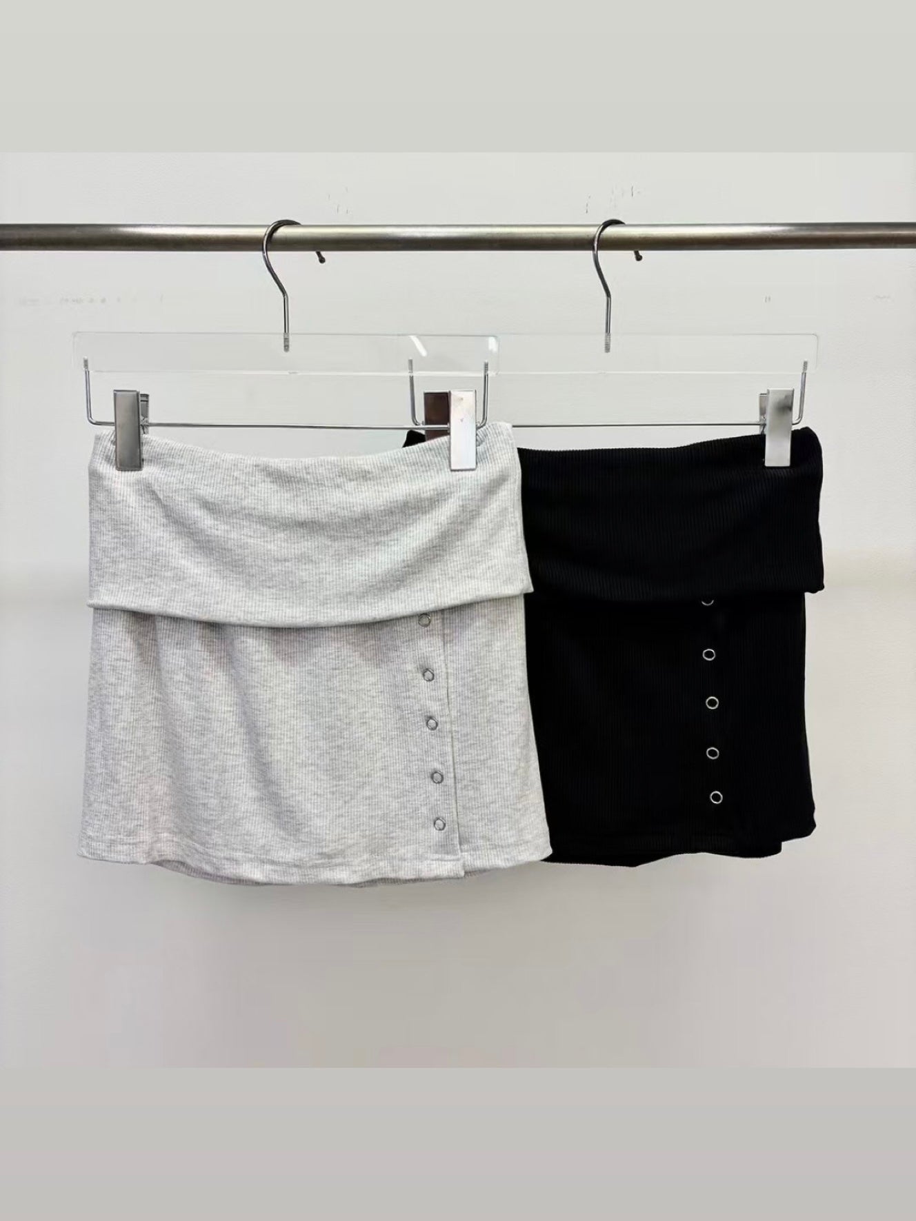 MS60618 Vyn trim shorts