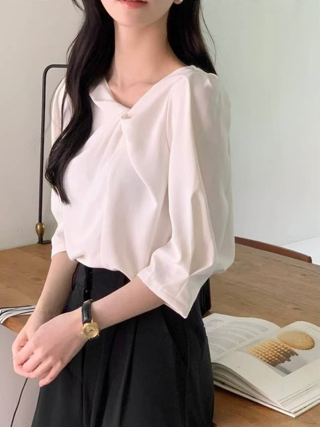 MS50859 Twist mid sleeve blouse