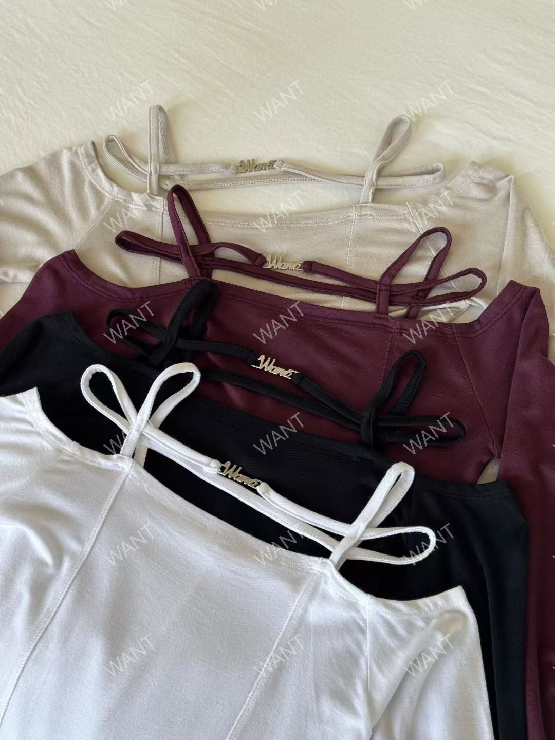 MS50850 Nymph logo trim top