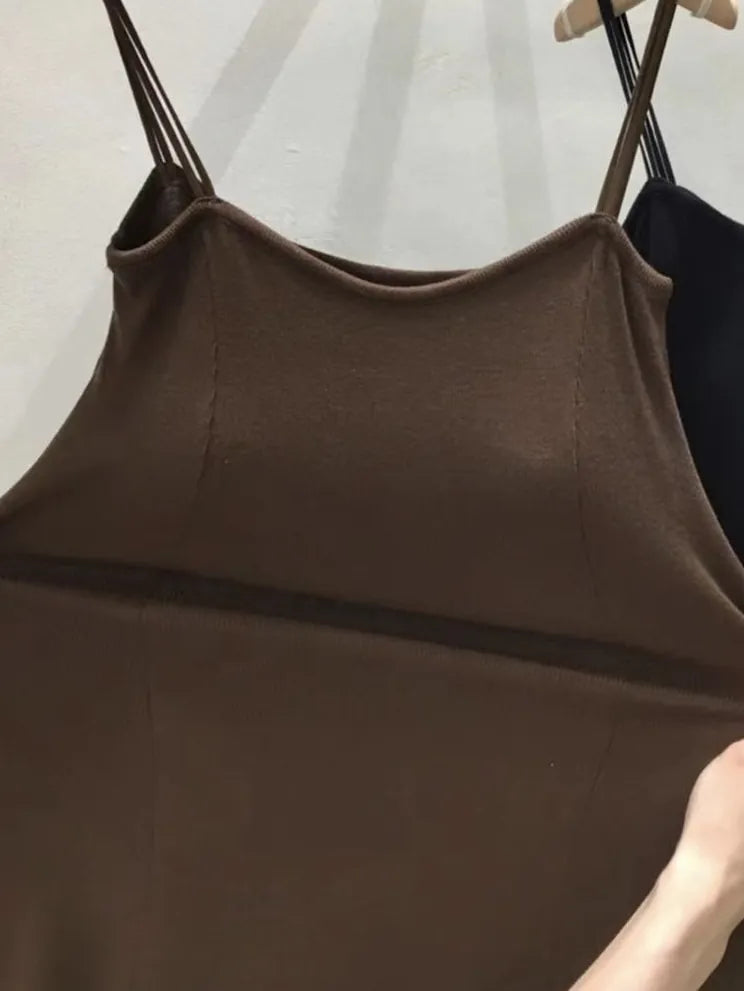 Sleeveless dress with brapad