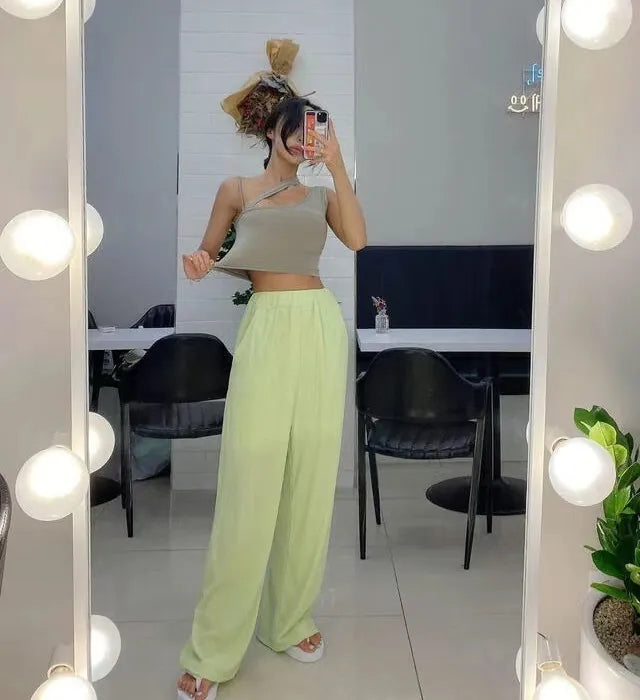 Khaki crop bratop