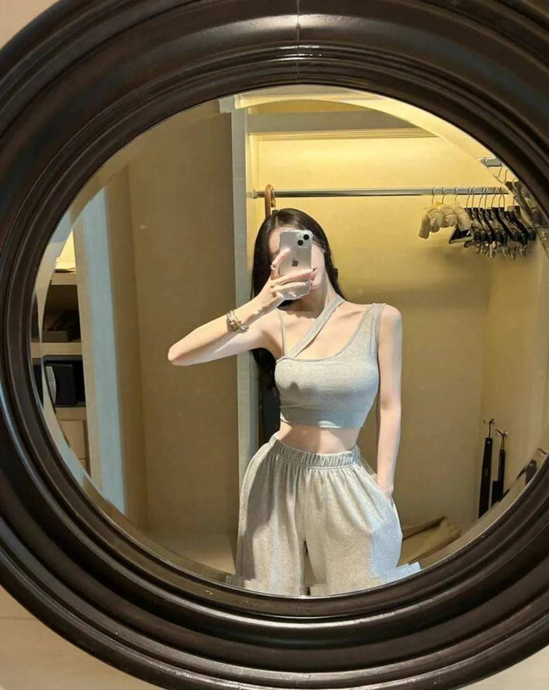 Khaki crop bratop