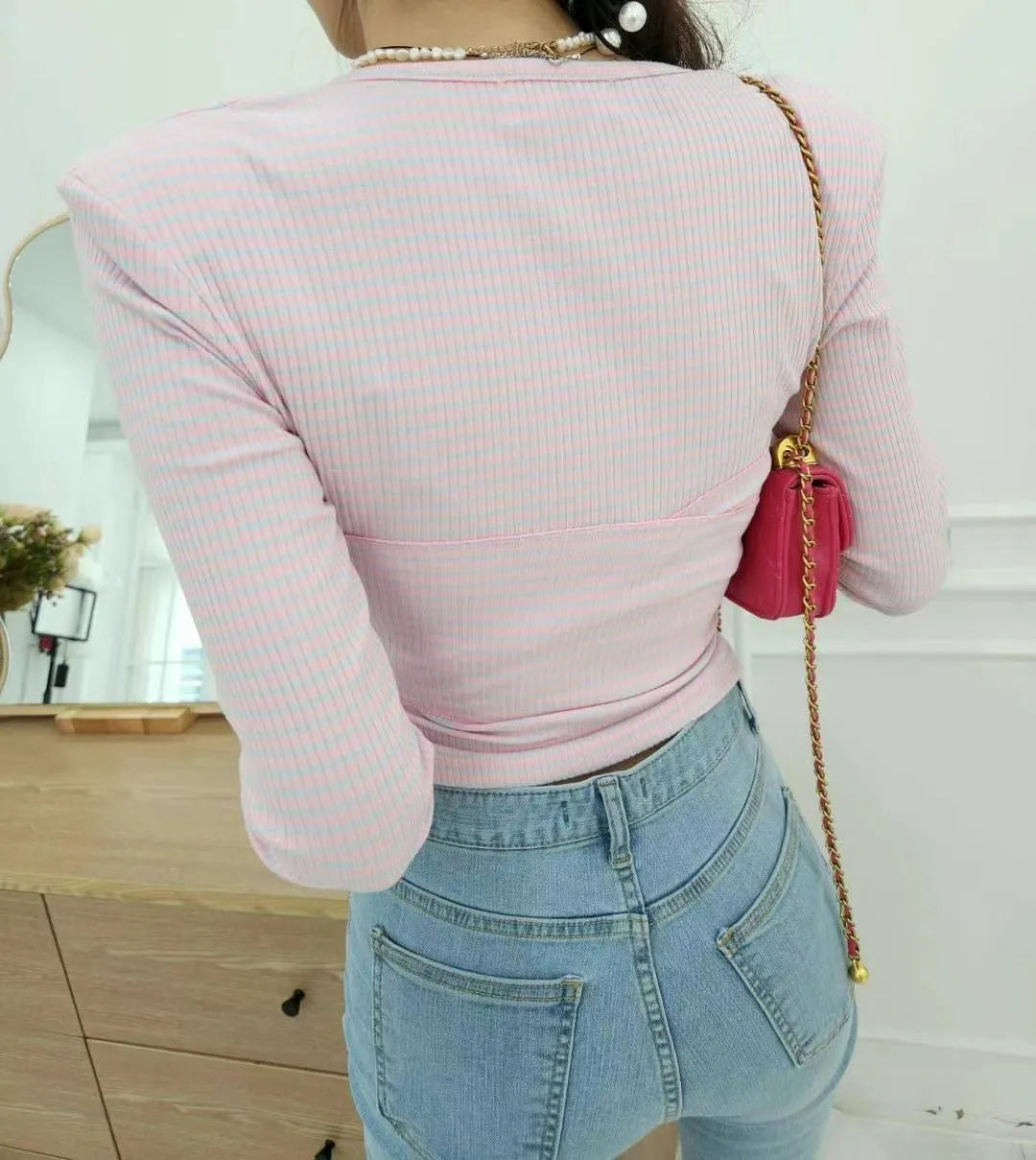 Pinky stripes tie top