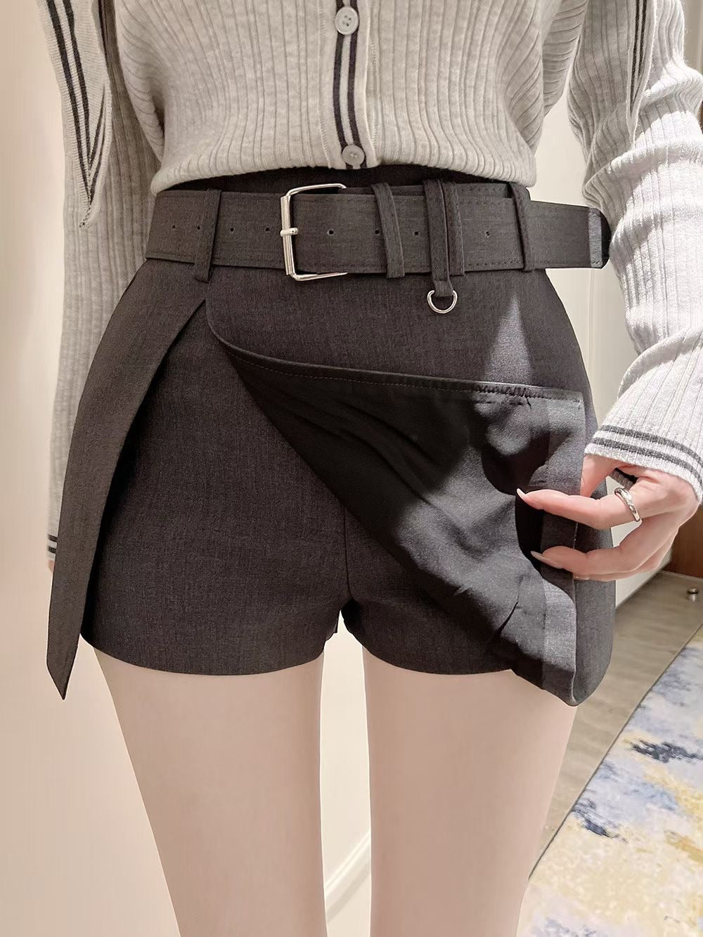 MS60309 Belted asymmetrical skort