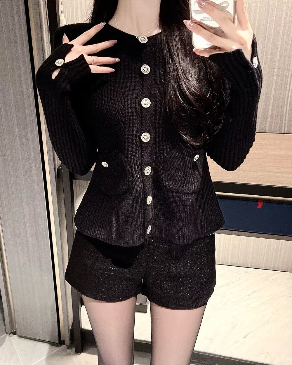 MS51009 Monarch button knit top