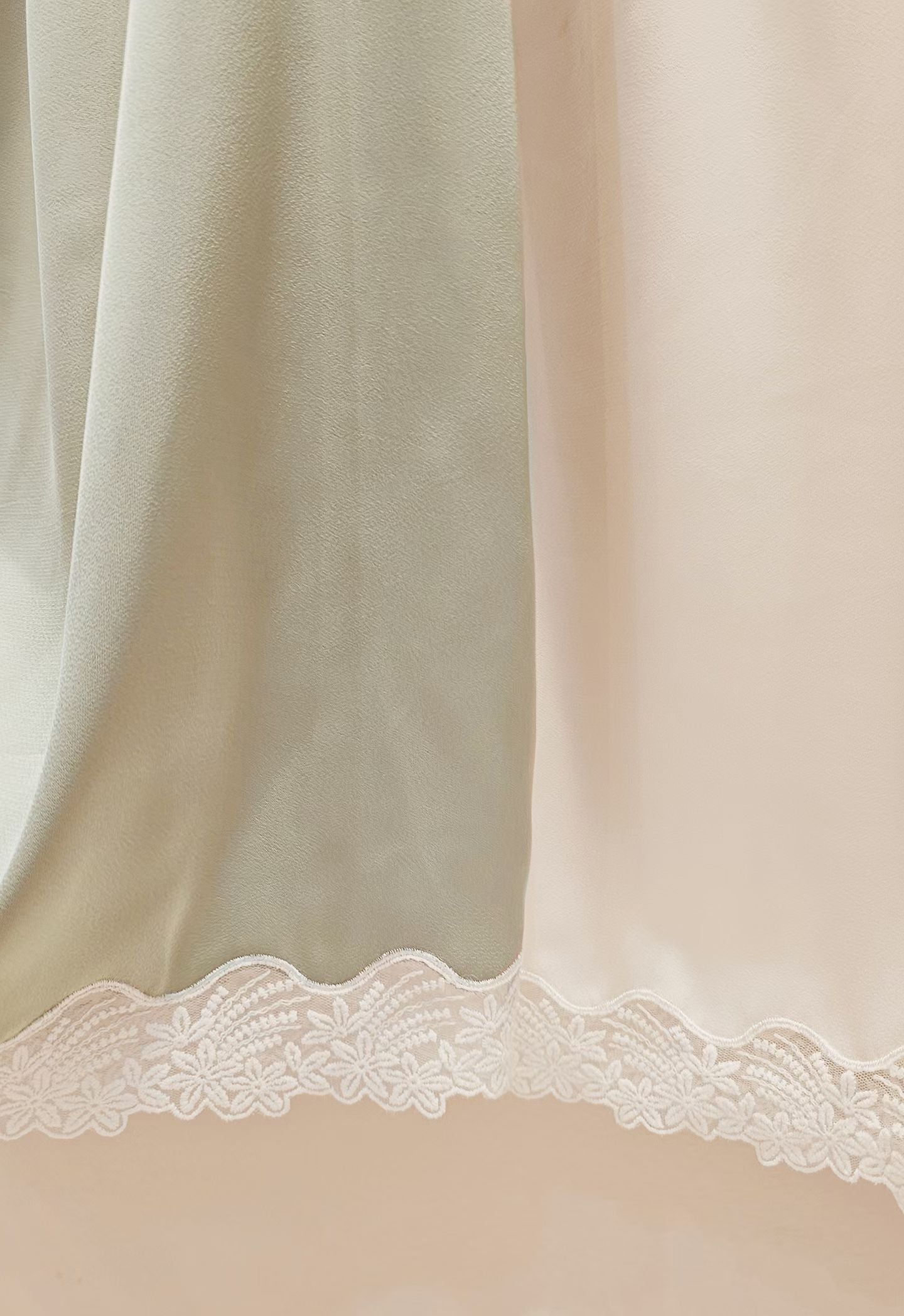 MS60322 Soft satin skirt
