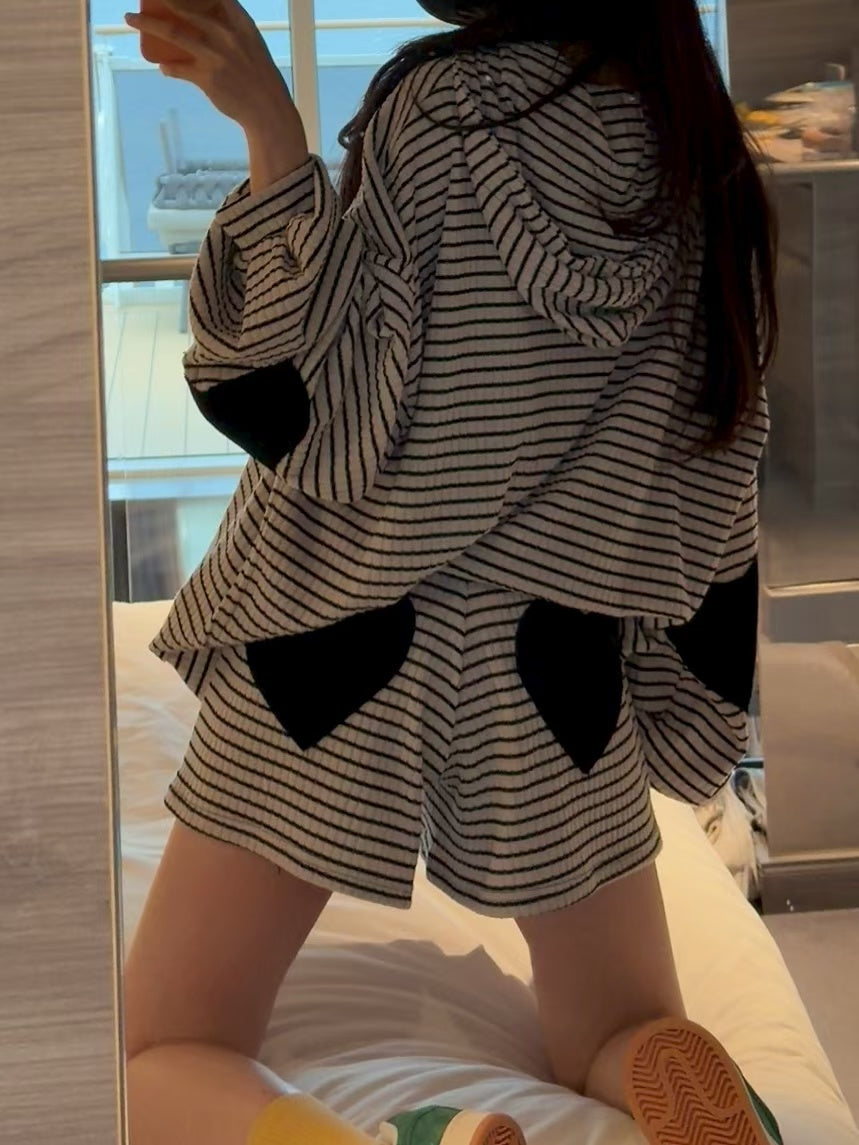 MS60220 Heart shape stripes hoodie set