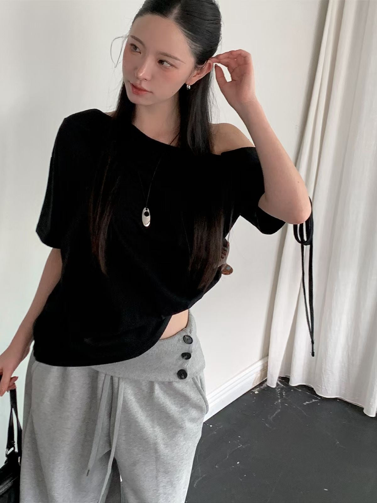 MS60813 Asymmetric one shoulder tee