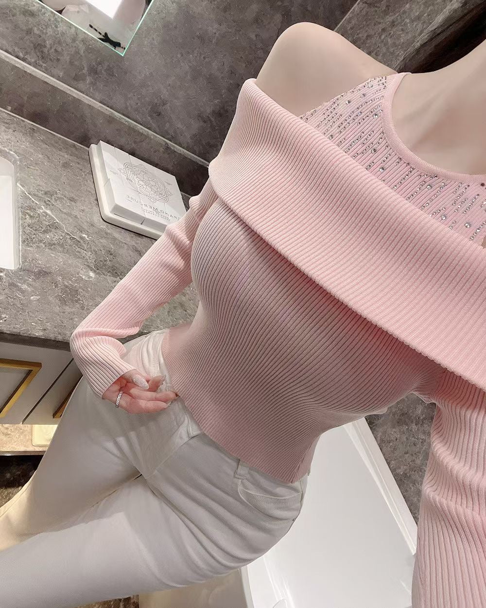 MS51010 Crystal off shoulder top