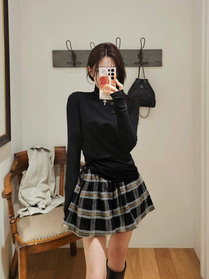 MS51075 British checked shorts