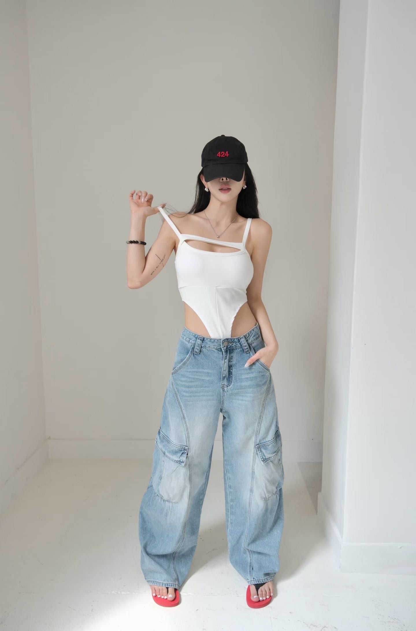 MS60631 Jade street style cross top