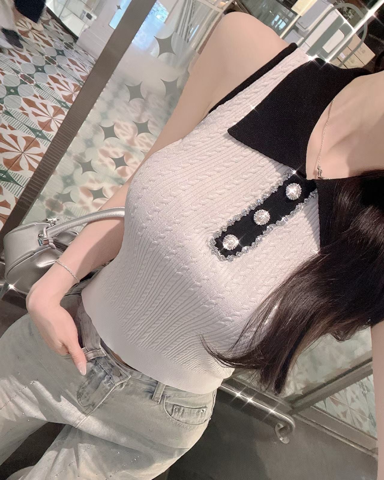 MS60609 Giselle collar top