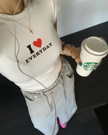 Love everyday round tee