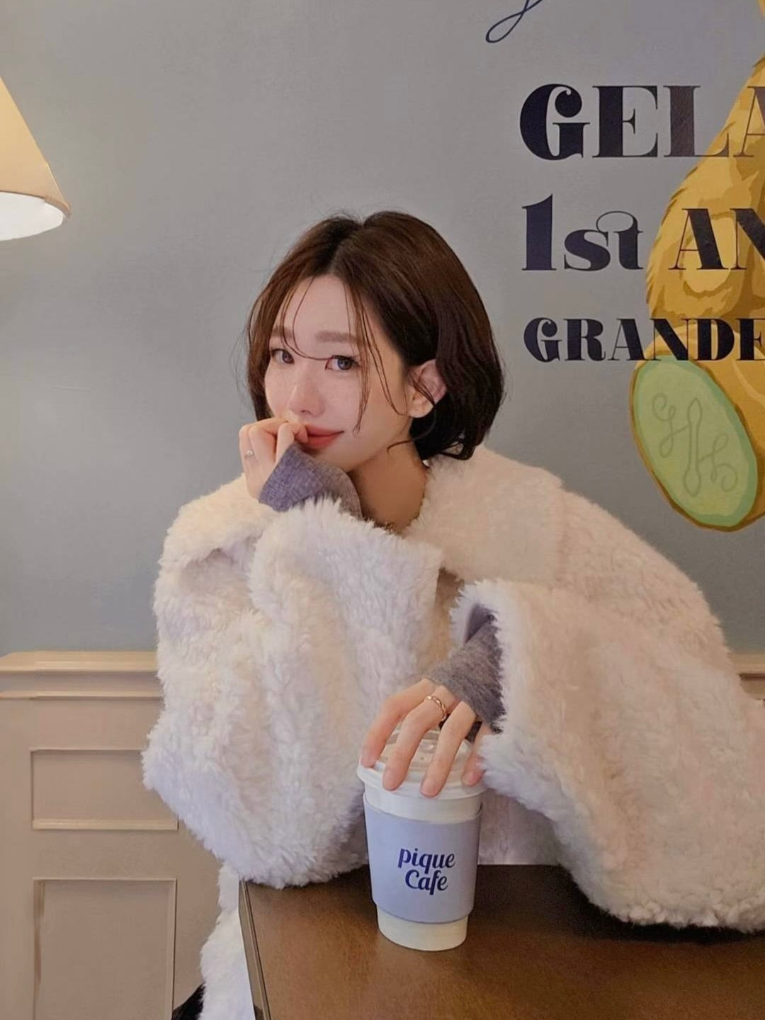 MS51115 Luxe fur jacket