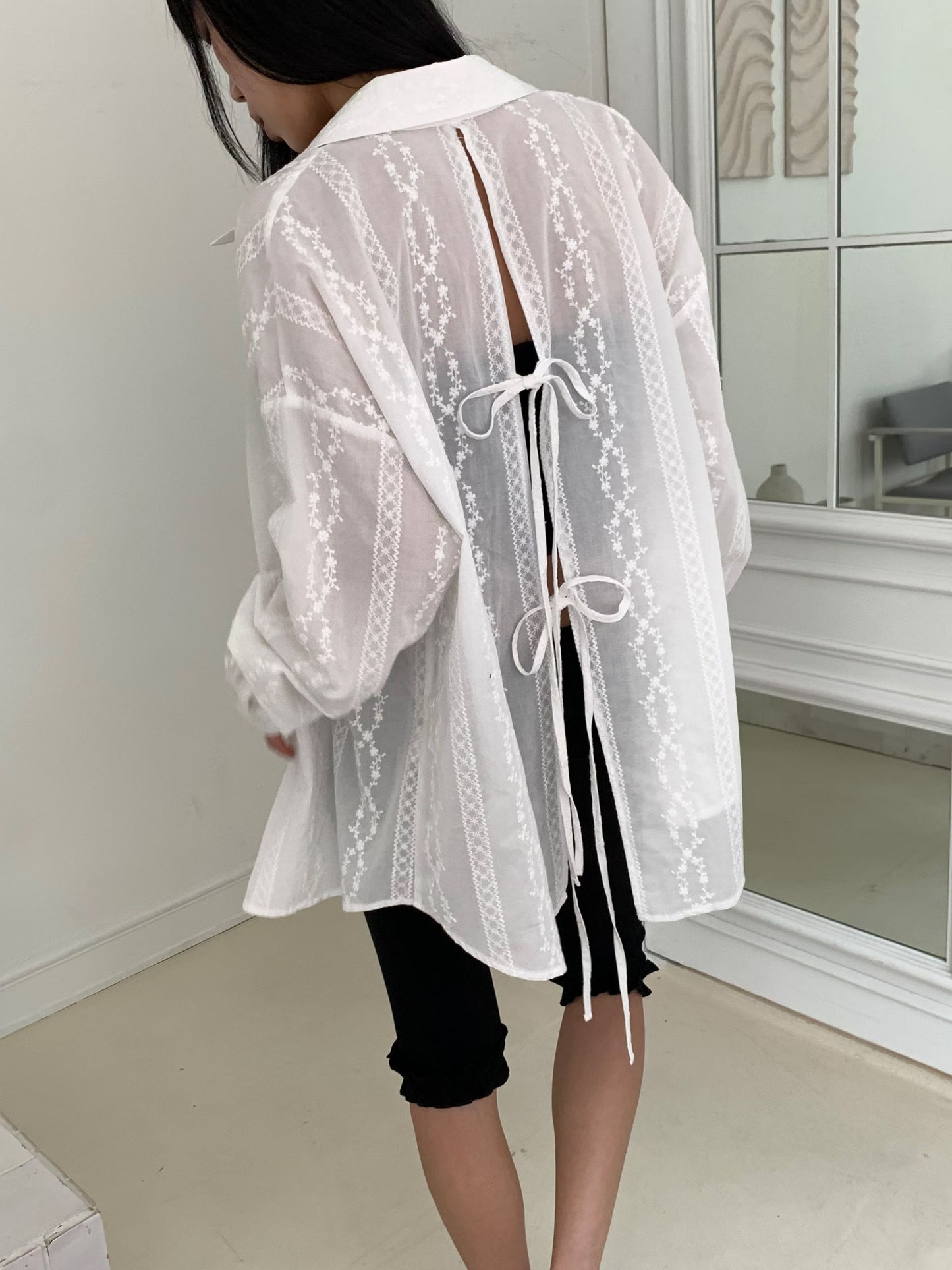 MS60403 Veil whisper tie back blouse
