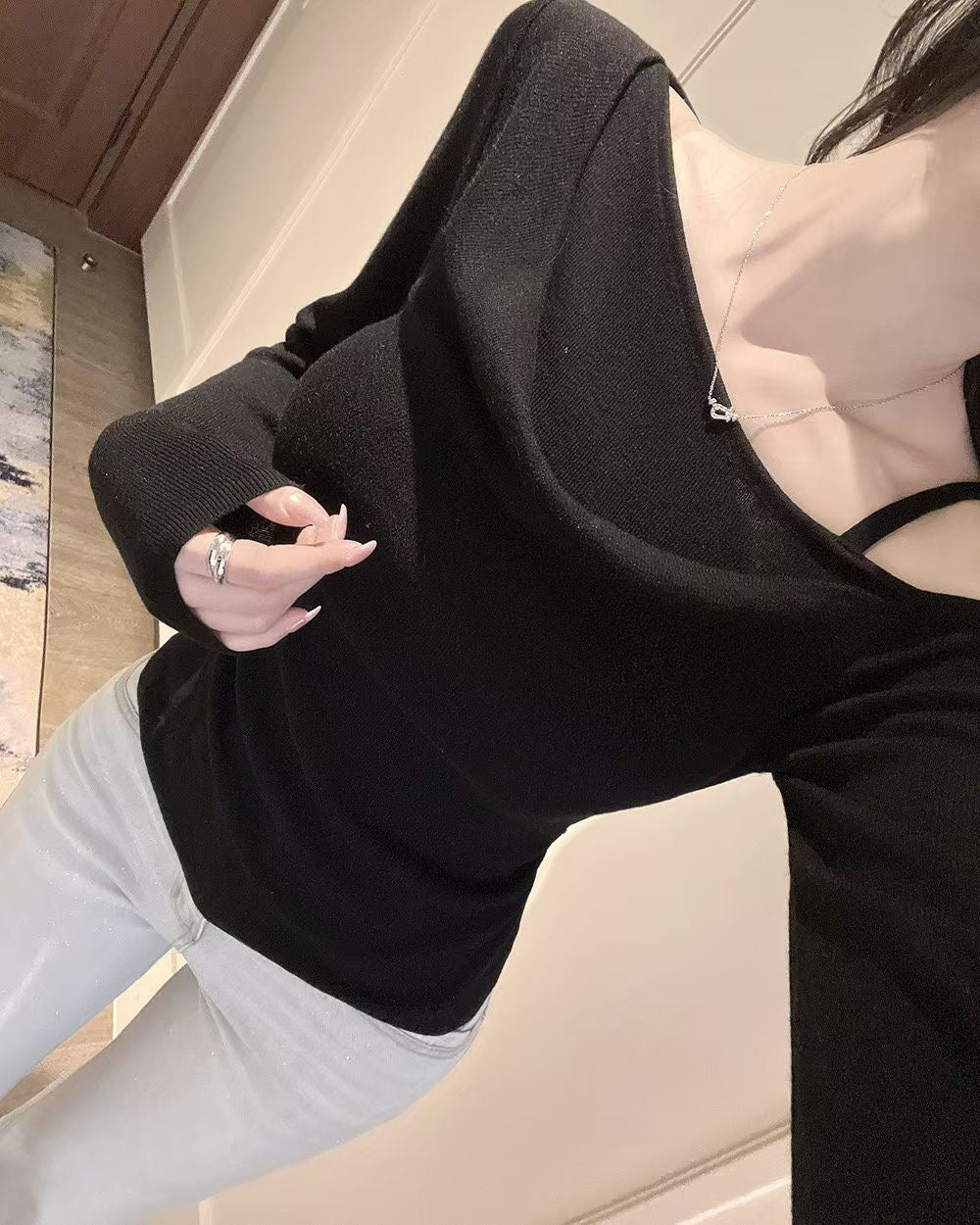 MS60306 Soft drape off shoulder knit top