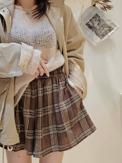 MS51075 British checked shorts