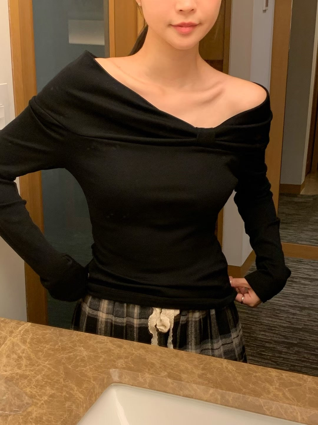 MS51144 Amelie off shoulder top