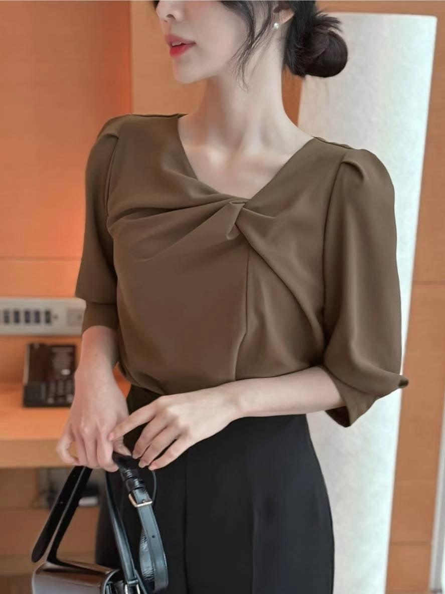 MS50859 Twist mid sleeve blouse