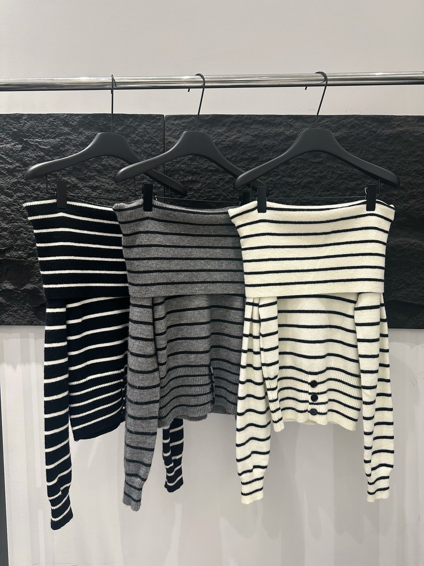 MS51148 Gindy stripes off shoulder top