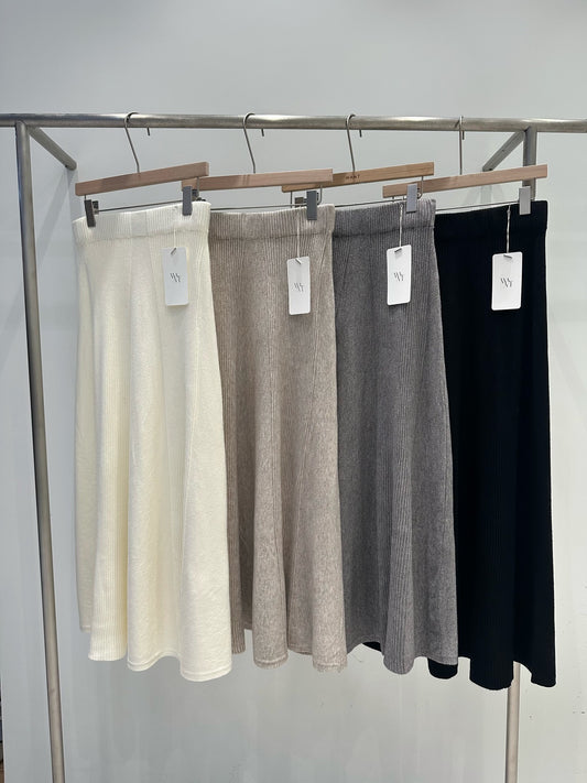 MS51145 Nymph trim skirt