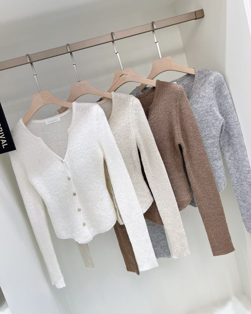 MS51205 Fiona V long sleeve top