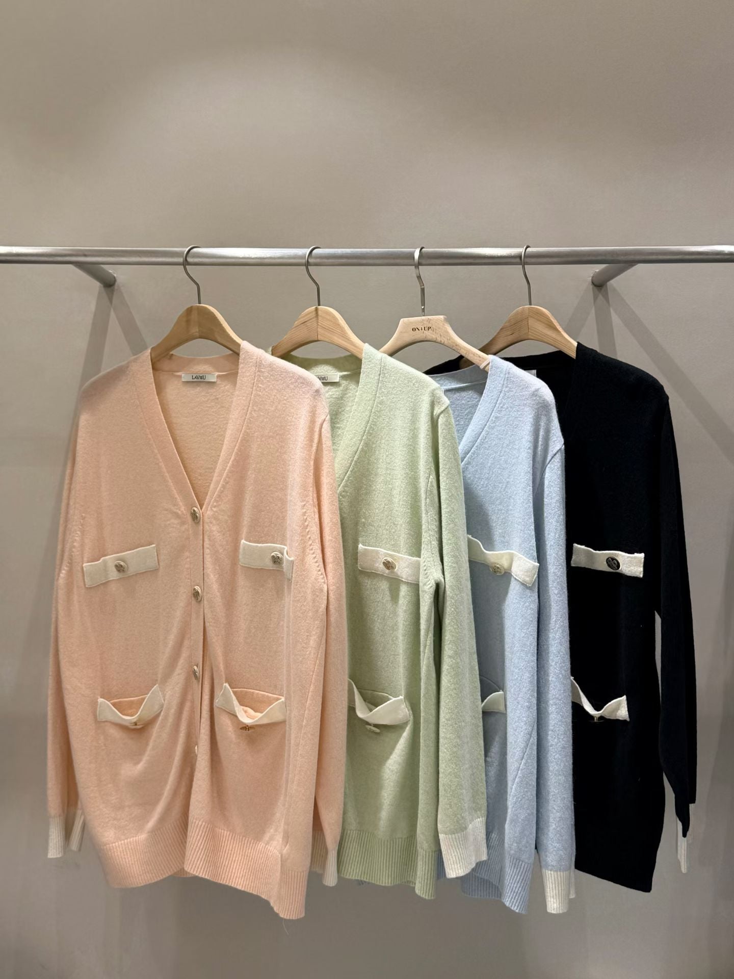 MS60409 Soft poise contrast knit cardigan