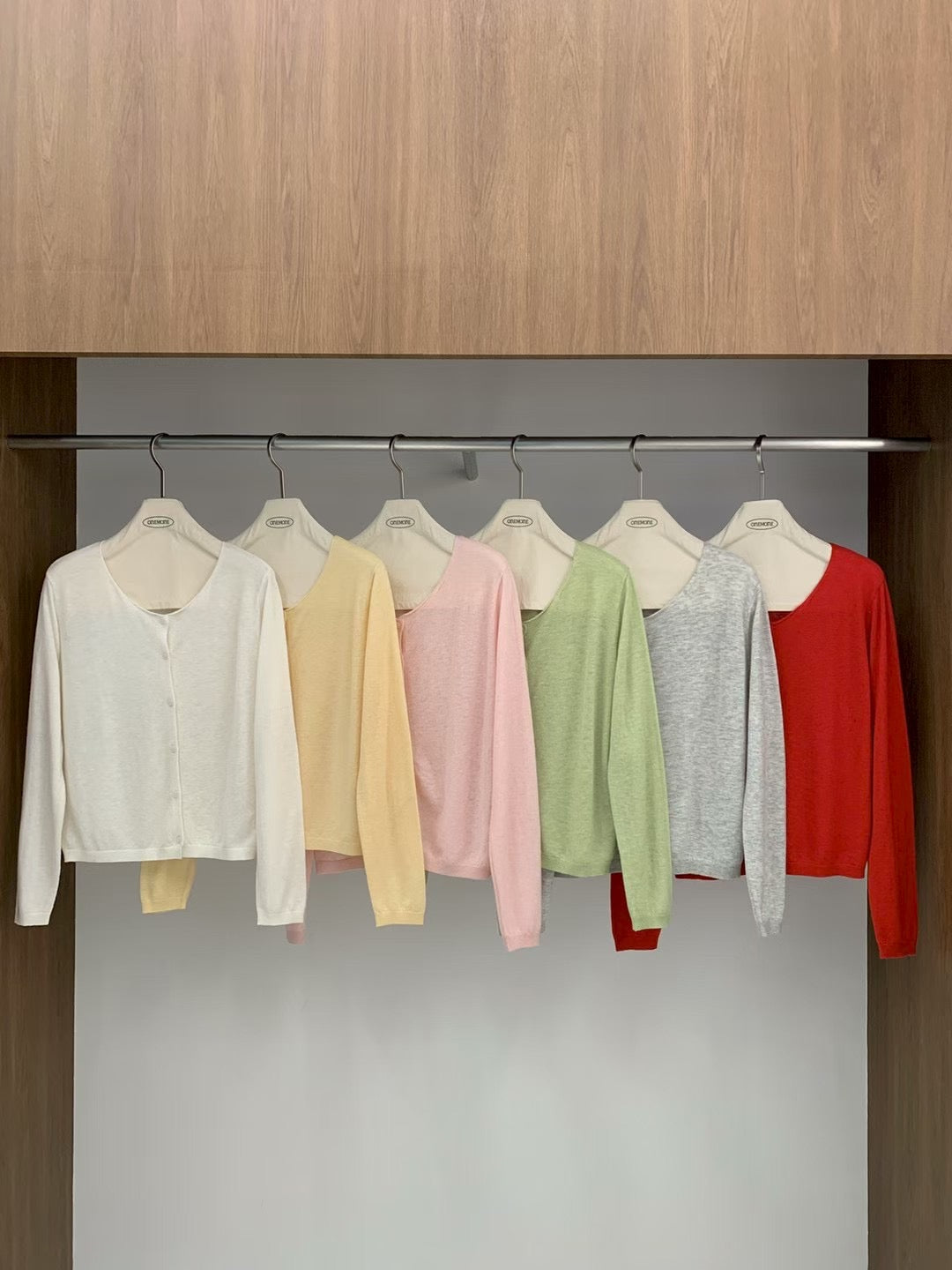 MS60313 Lightweight button knit cardigan