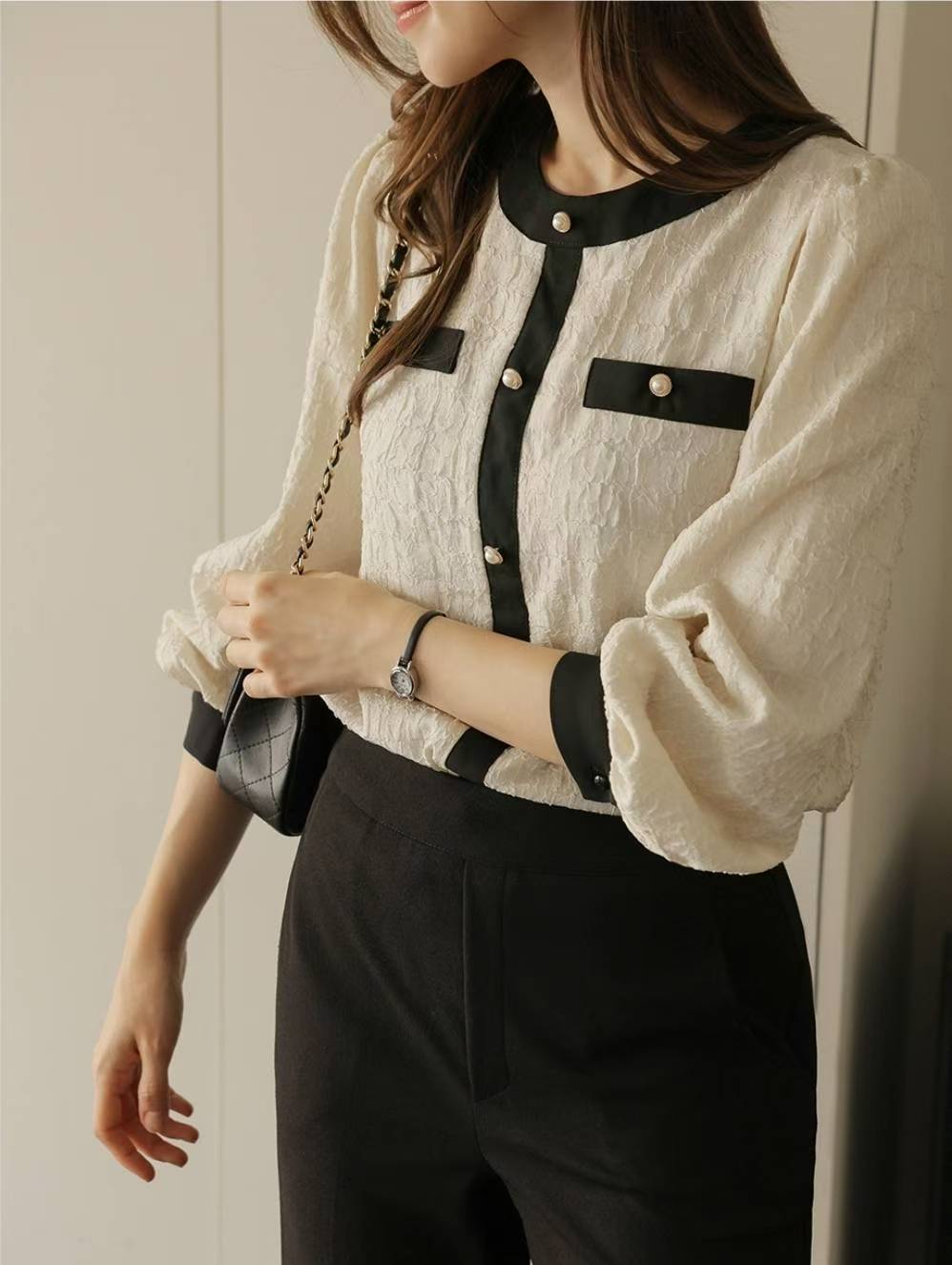 MS50951 Reina tweed button blouse