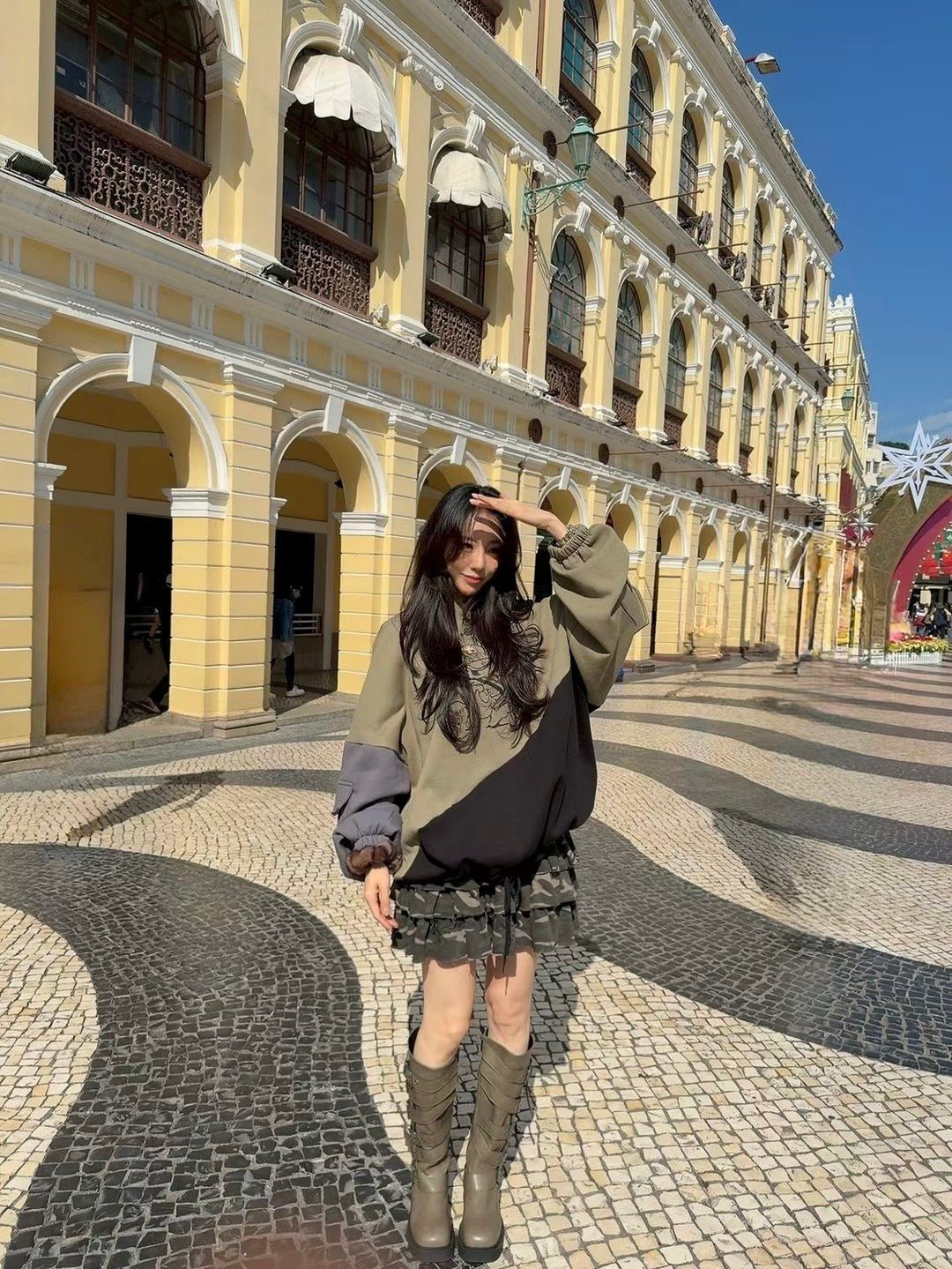 MS51251 Garfield mix color sweater