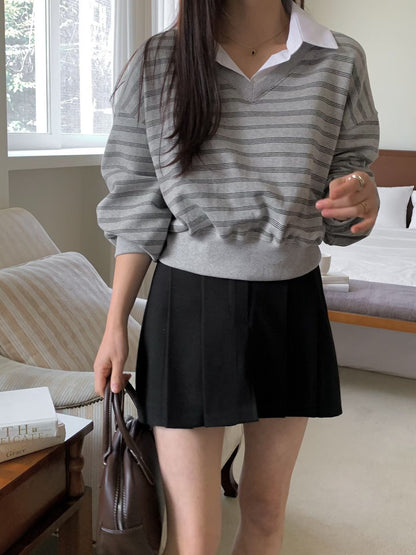 MS51242 Giselle university top