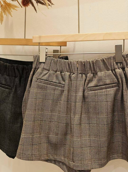 MS51239 Amy checked skorts