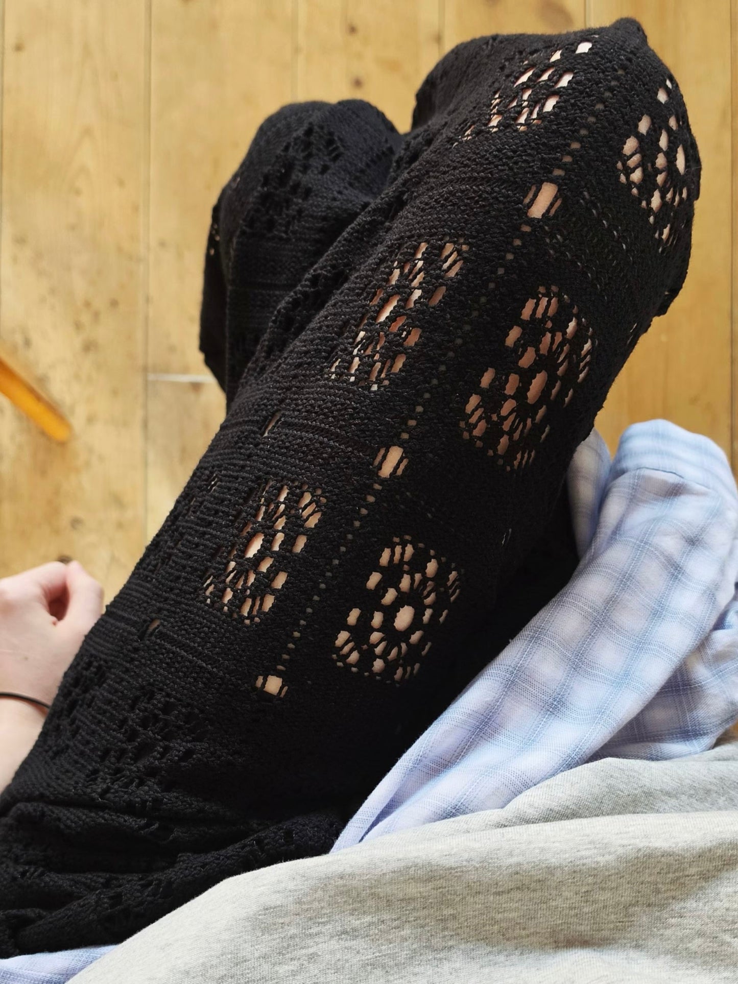 MS60419 Vanessa lace trousers