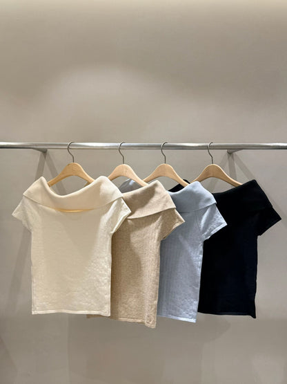 MS60607 Snowie off shoulder knit top