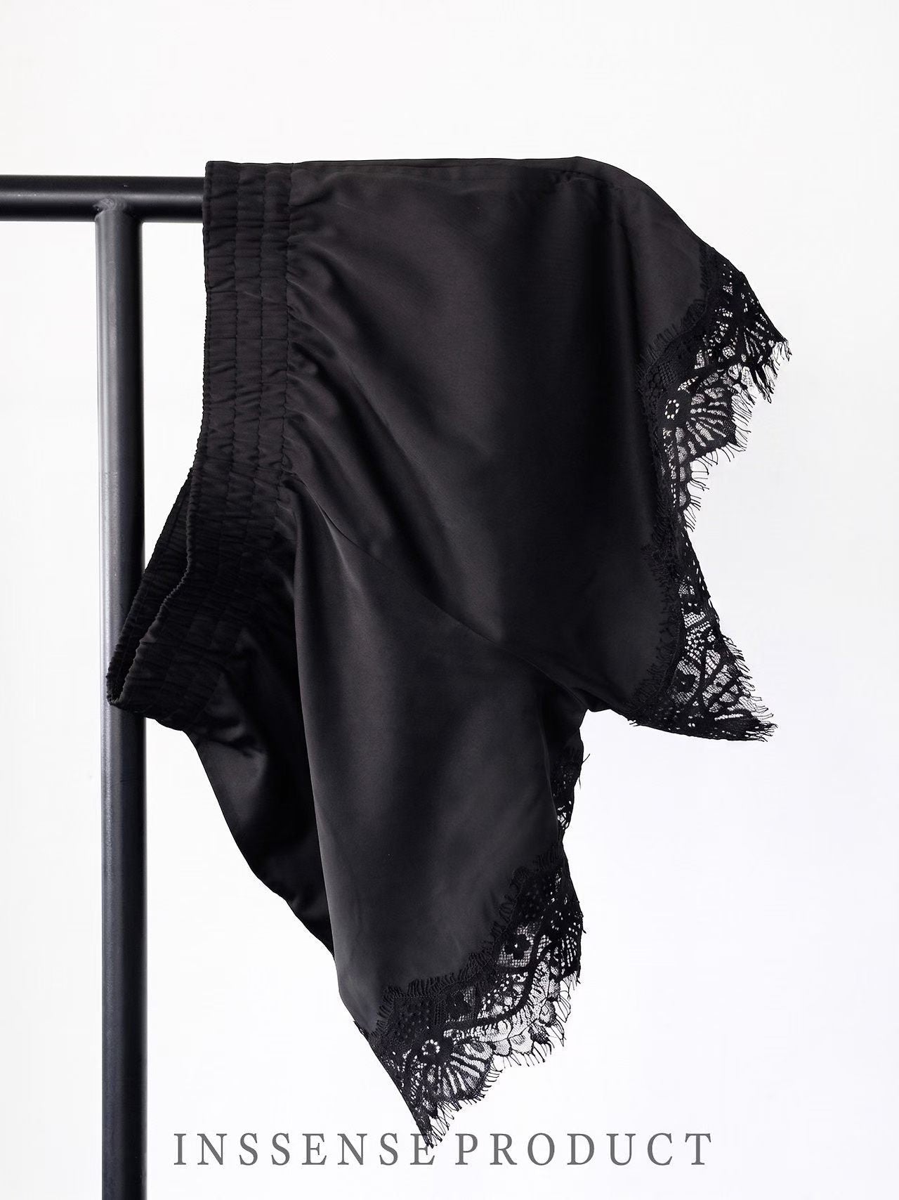 MS60520 Dark romance satin shorts